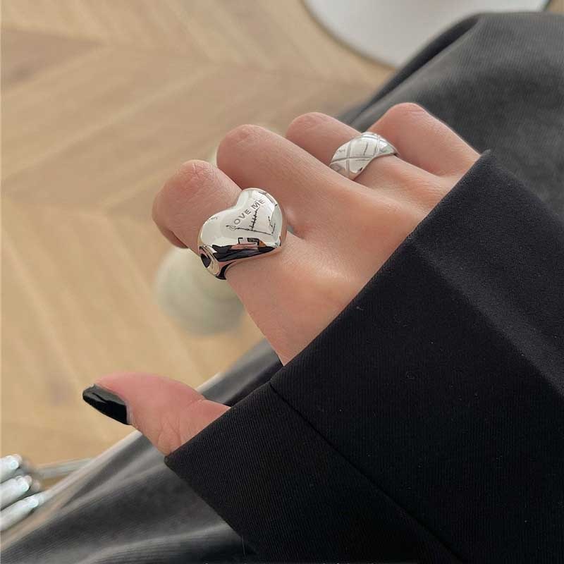 New Trendy Silver Color Rings Women Accessories Elegant Simple Smooth LOVE Heart Party Ring