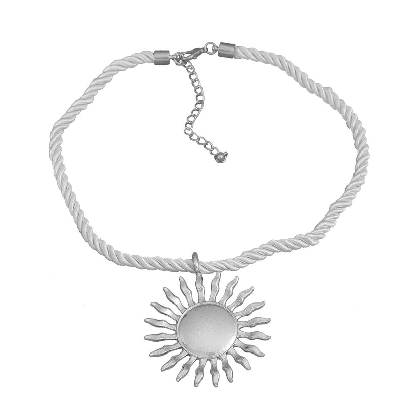 Metal Charm Cord Sun Necklace for Women Elegant Thick Cord Sunflower Pendant Necklace